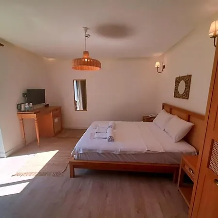 Ξενοδοχείο Mes Mudita 3*